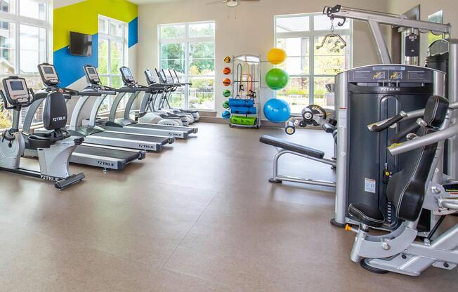 Nice One White Oak fitness equipment in exclusive fitness center amenity in Cumming, GA rental homes
