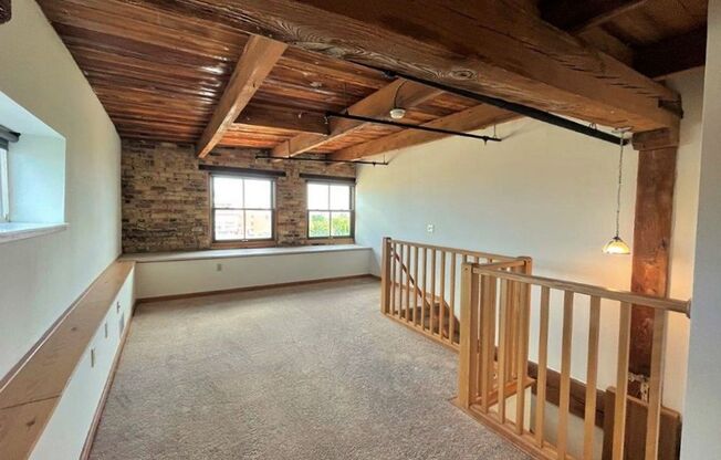 3 beds, 2 baths, 1,354 sqft, $2,650, Unit 508
