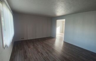 3 beds, 2 baths, $2,300