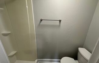 Studio, 1 bath, 300 sqft, $1,300, Unit 20 - Unit 1