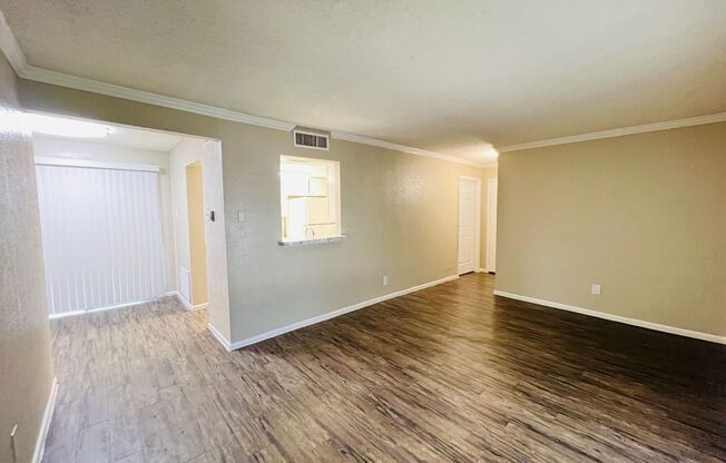 1 bed, 1 bath, 666 sqft, $1,175, Unit 2-204