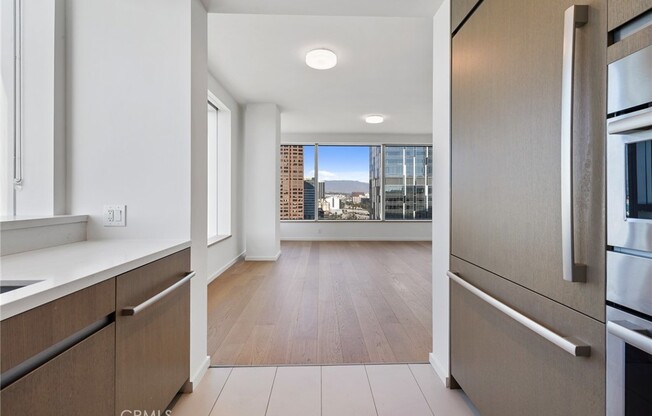2 beds, 2 baths, 1,290 sqft, $4,600, Unit 2408
