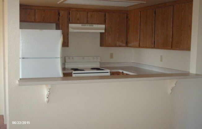 2 beds, 2 baths, 925 sqft, $2,525, Unit 27