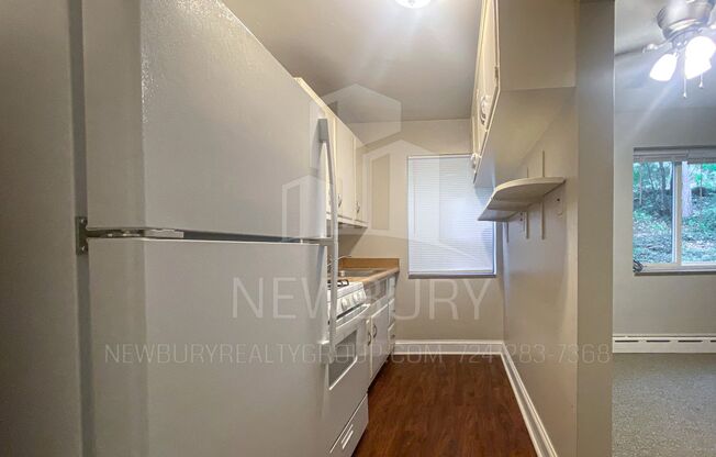 2 beds, 1 bath, 674 sqft, $725, Unit T 18