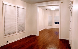 3418 W Mclean Ave