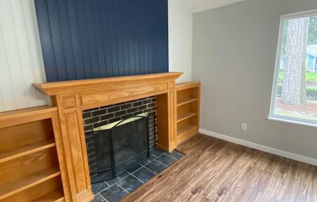 Newly Renovated Single Family Home! $500 Move in Credit!