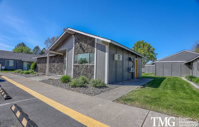 North Trace Village Apartments