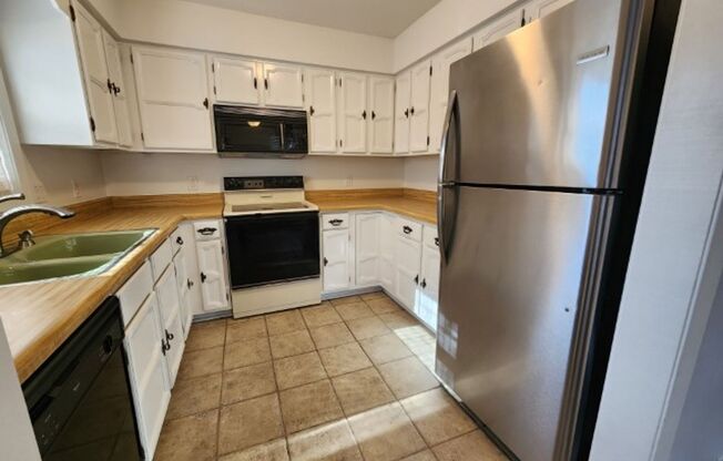 3 beds, 2 baths, $1,500