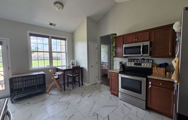 163 Sandstone ~ Club Pond Crossing