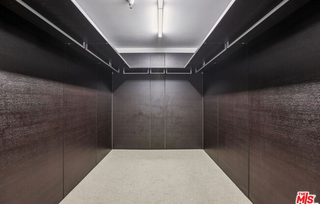 2 beds, 2.5 baths, 2,000 sqft, $7,995, Unit 5A