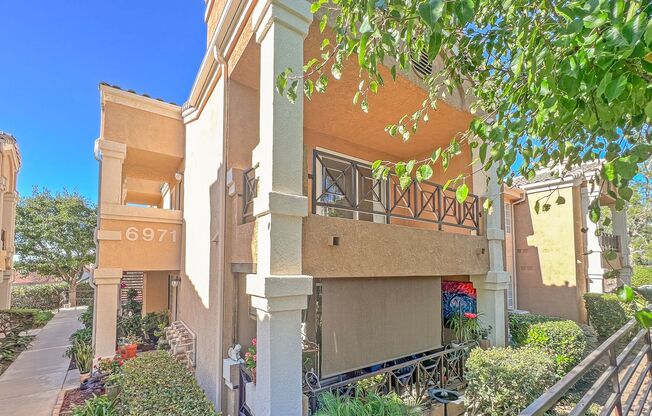 Welcome to this charming 1-bedroom, 1-bathroom home located in the desirable Carlsbad, CA