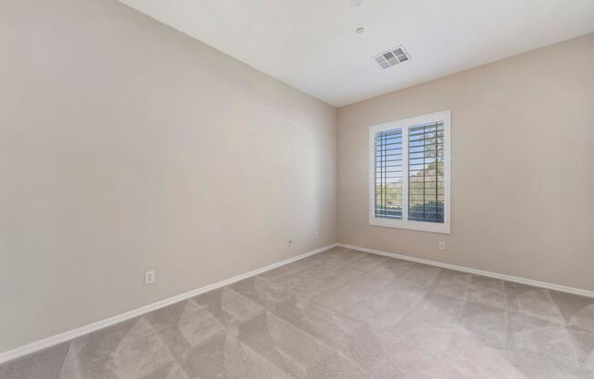 GUARD GATED ANTHEM COUNTRY CLUB SINGLE STORY HOME