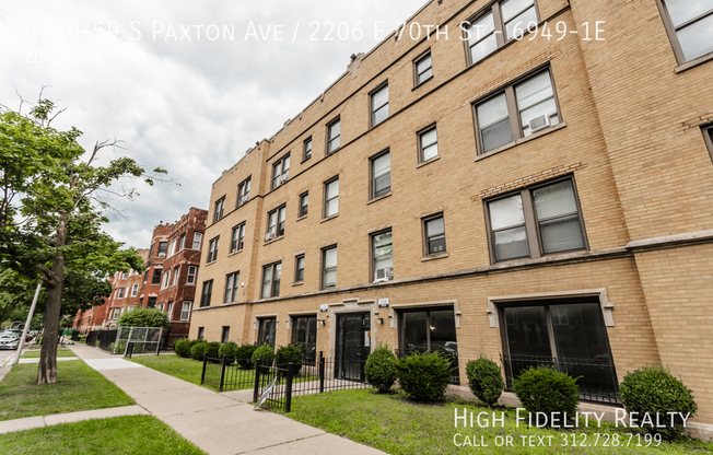 2 beds, 1 bath, $1,025