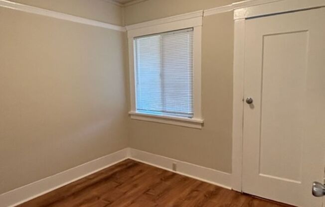 2 beds, 1 bath, $2,100, Unit #6