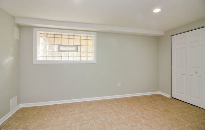 Recently Renovated 2 Bed, 1 Bath Residence
