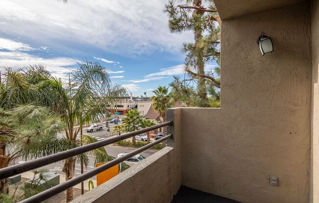 3 beds, 2 baths, 1,105 sqft, $3,495, Unit 330