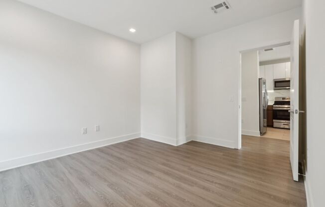 2 beds, 1 bath, 1,040 sqft, $2,750, Unit 304