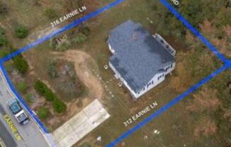 312 EARNIE LN