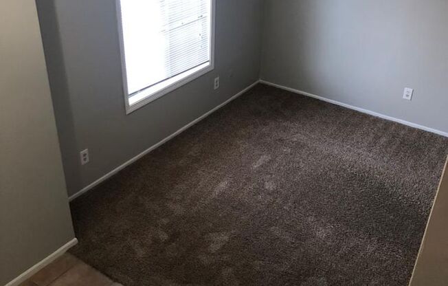2 beds, 1.5 baths, 1,150 sqft, $1,295, Unit C102