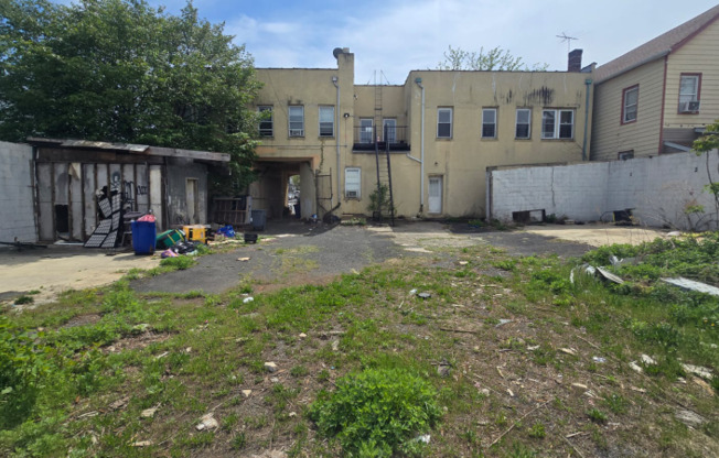 264 VERONA AVE