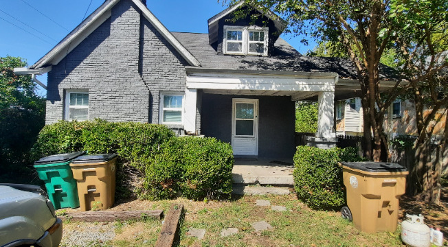636 BENTON AVE