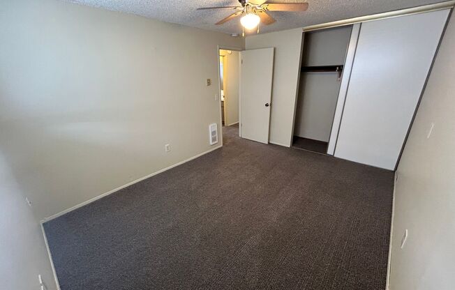 2 beds, 1 bath, 875 sqft, $1,250, Unit 1613