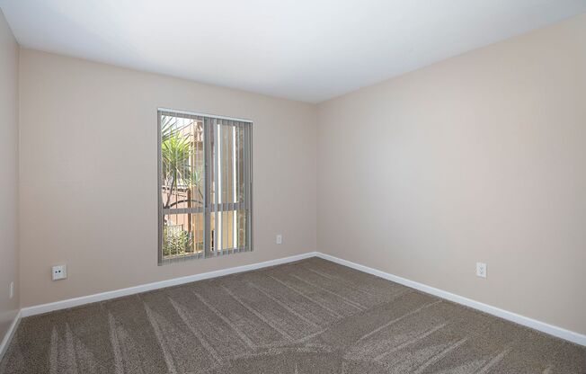 1 bed, 1 bath, 704 sqft, $1,895, Unit B-25