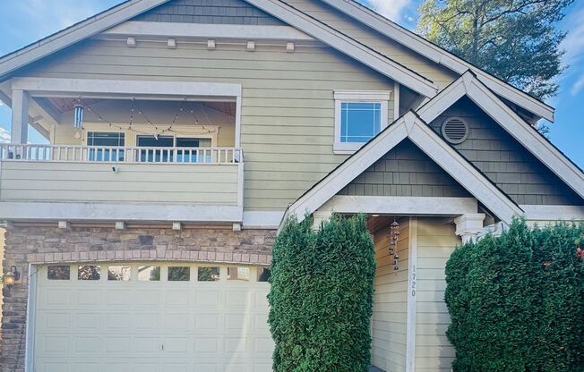 Stylishly updated 4 BedroHome in Park at Creekside — Ideal Location, Great Schools, Modern Comfort, Move-in Ready $3,995/monthly!!!