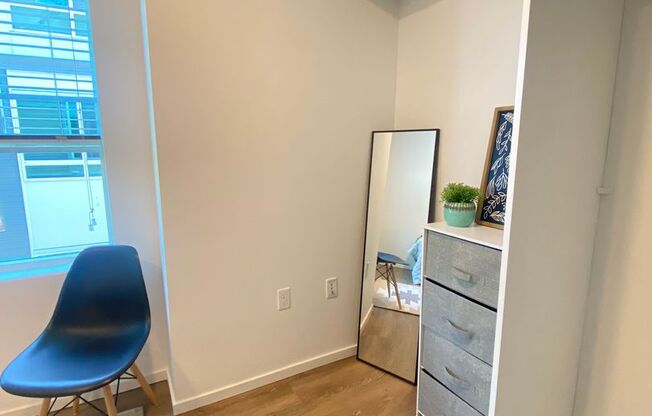 Studio, 1 bath, 175 sqft, $1,280, Unit 4413