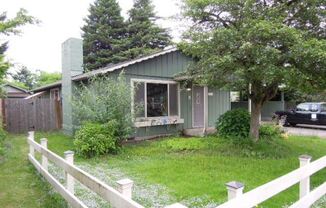 415 N Garden Wy