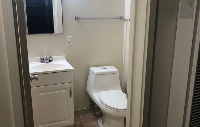 1 bed, 1 bath, 454 sqft, $2,595, Unit 38