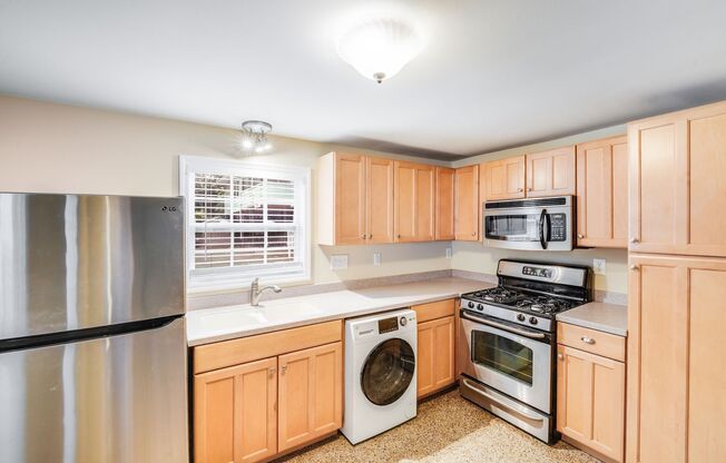 1 bed, 1 bath, 500 sqft, $1,700, Unit Unit 3