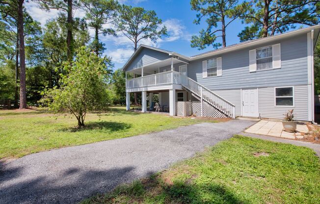 Water Views with Room for your Boat, RV, Kayaks, and Jet Skis! Available August 1st!