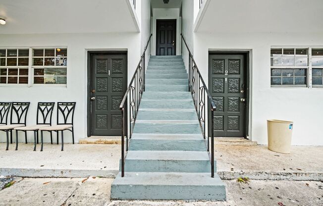 Spacious 3BD / 1BA & 2BD / 1BA Apartment | Prime Miami Location | Near Downtown
