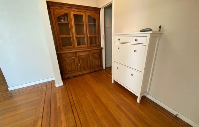 2811-2815 Telegraph Ave