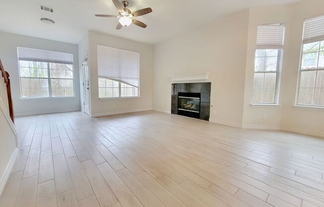 Stylish 3 Bed, 2.5 Bath Home in Austin!