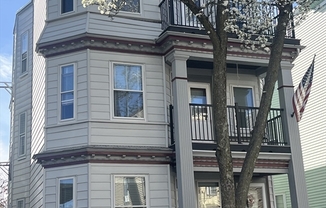 10 ANTRIM ST
