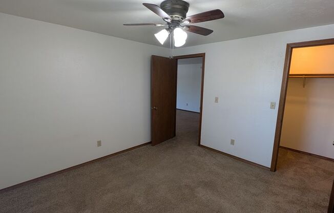 2 beds, 2 baths, 1,029 sqft, $1,299, Unit 2970-046