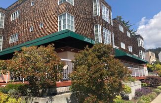 1385 Shattuck Avenue