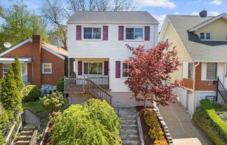 **Charming 2-Bedroom House with Modern Amenities in Beechview**