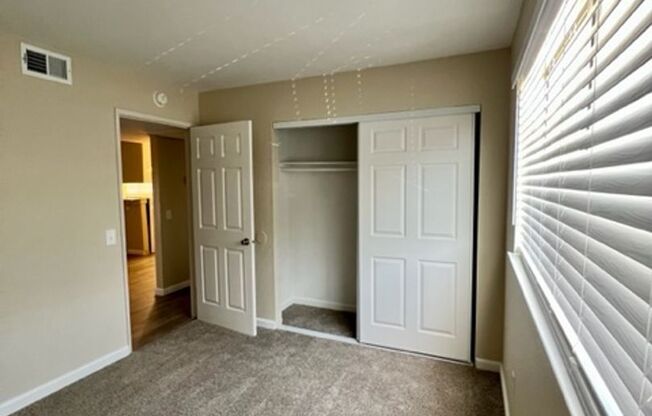 2 beds, 2 baths, 900 sqft, $1,695, Unit 69