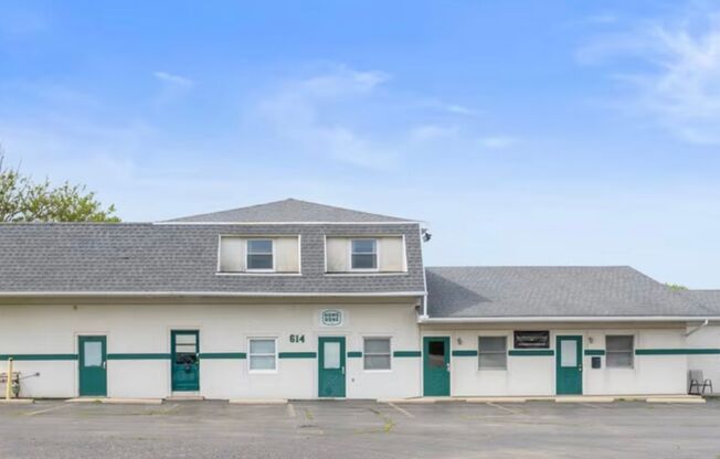 614 E Streeter
