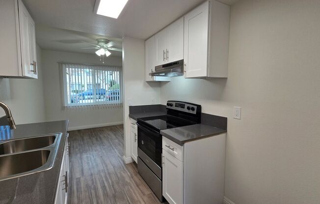 2717 S Baker