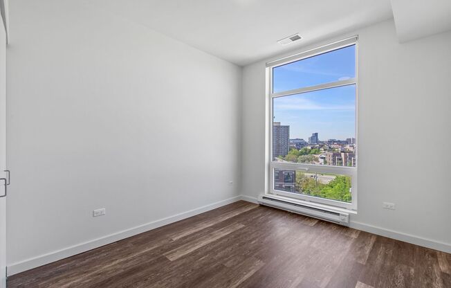 3 beds, 2 baths, 1,159 sqft, $4,550, Unit 209