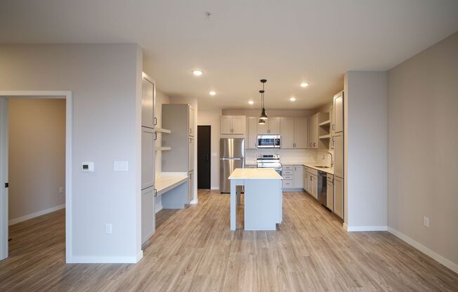 1 bed, 1 bath, 898 sqft, $1,745, Unit 221