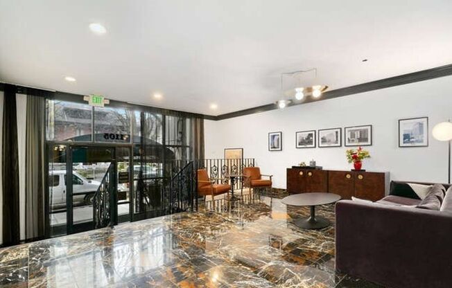 1 bed, 1 bath, $1,600