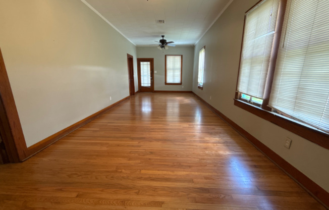 416 VOORHIES ST