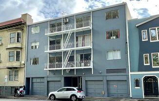 2 beds, 1 bath, $3,675, Unit #7