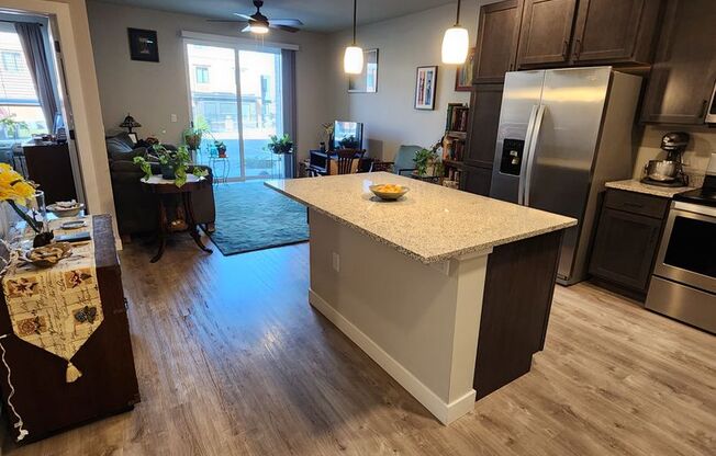 1 bed, 1 bath, 785 sqft, $1,495, Unit 124-115