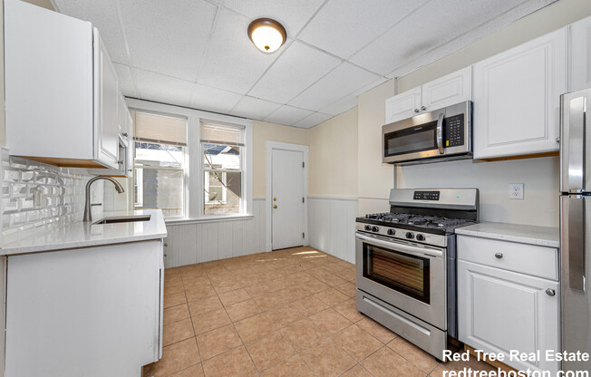 42 BRACKETT ST